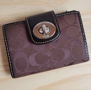 Coach signature turn lock brown wallet